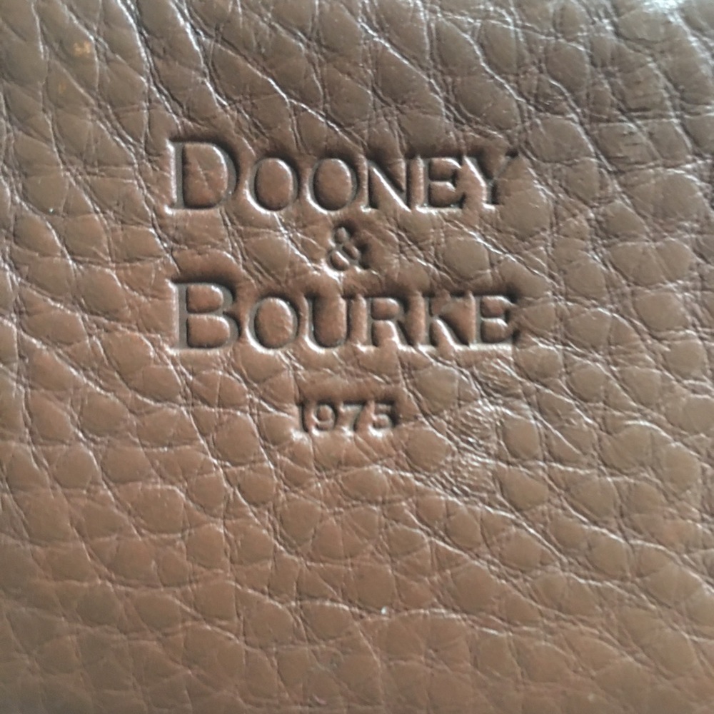 Dooney & Bourke Wallet Pebbled Leather Small Brown Silver Snap Zip 8 Slots - Picture 5 of 10